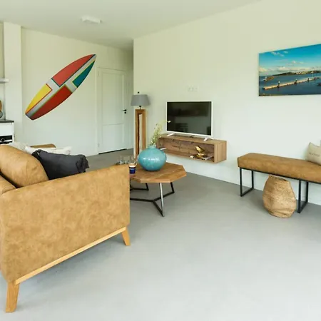 Apartment Outside *
